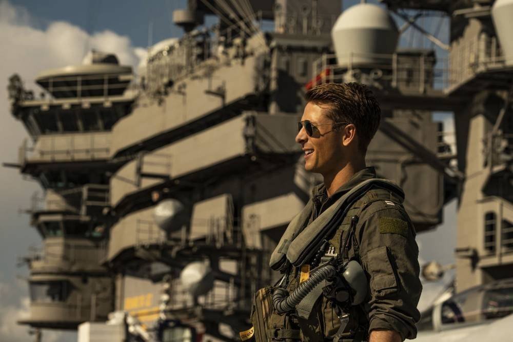 Bravúrosan jó látványvilág és Top Gun nosztalgia