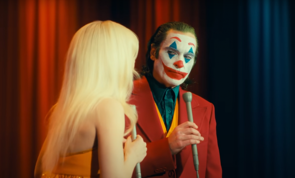 Rettenet Gaga asszonysággal.