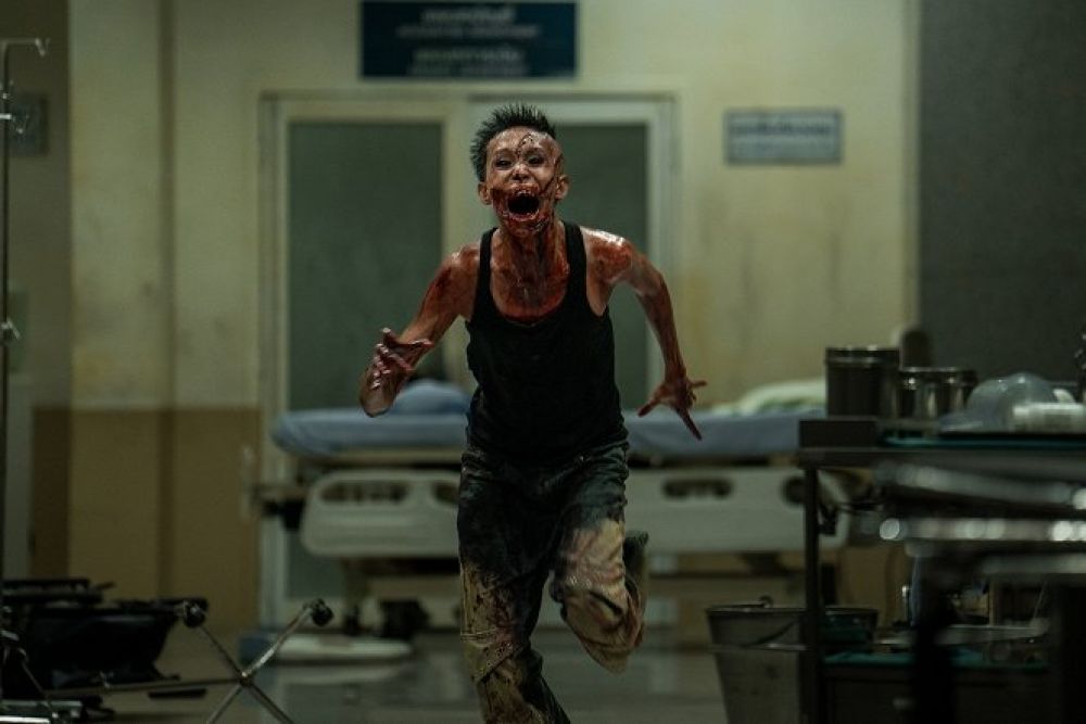 Kickboxos zombi hentelés