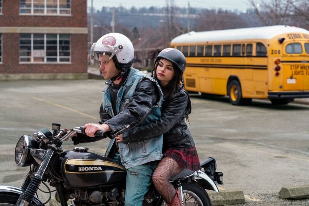 Hú, de sokan lehúztátok - Felejtsd el Hitchcock szorongató csikorgását, indítsd el a JVC magnót, és élvezd a vérben úszó bálterem dinamikus show-ját! ;)