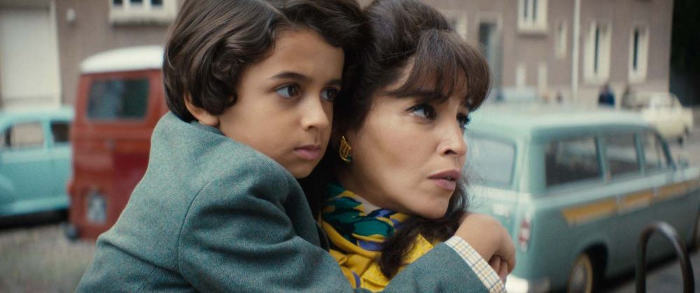 A fojtogató szeretet