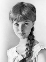 Anne Helm