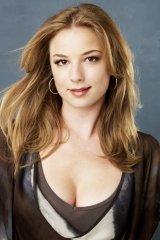 Emily VanCamp