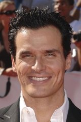 Antonio Sabàto, Jr.