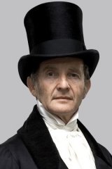 Anton Lesser