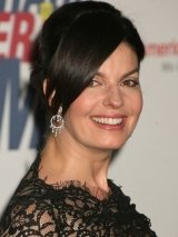 Sela Ward