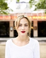 Nora Arnezeder