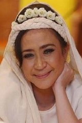 Azizah Mahzan