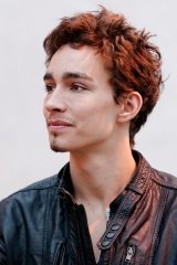 Robert Michael Sheehan