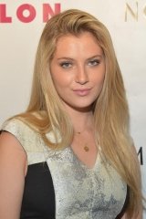 Zoe Levin