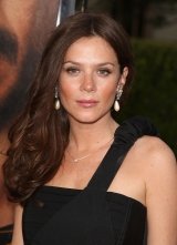 Anna Friel