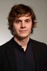 Evan Peters