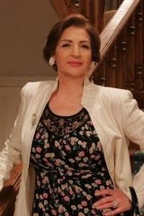 ليلى عز العرب