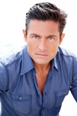 Fernando Colunga