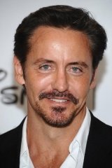 Charles Mesure