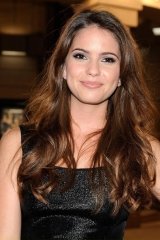 Shelley Hennig