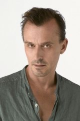 Robert Knepper