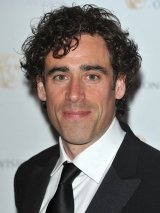 Stephen Mangan