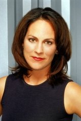 Annabeth Gish