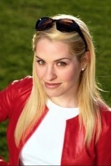 Leslie Grossman