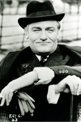 Charles Gray