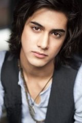 Avan Jogia