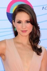 Troian Bellisario