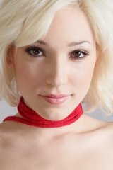 Lily LaBeau