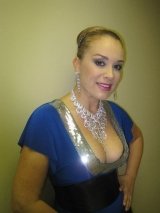 Lina Santos