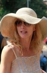 Karen Leigh Hopkins