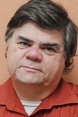 Éles István