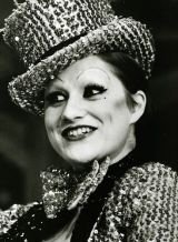 Nell Campbell