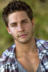 Dean Geyer