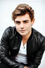 Garrett Clayton