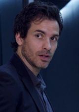 Santiago Cabrera