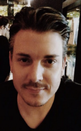 Justin Caine Burnett