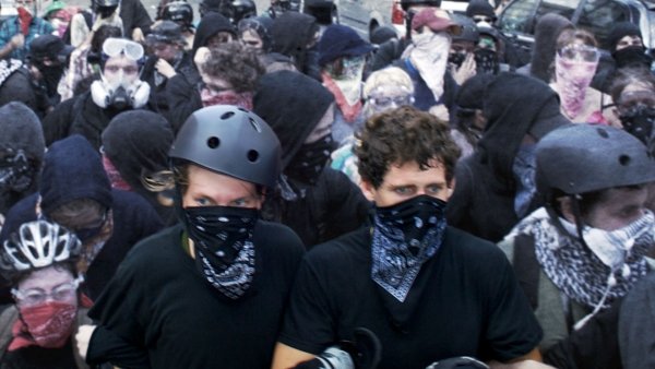 Better This World / Filmkép