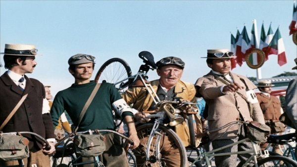 Csodálatos férfiak biciklin / Filmkép