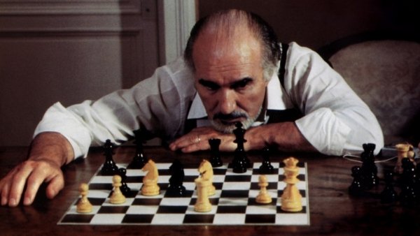 Veszélyes lépések / Filmkép