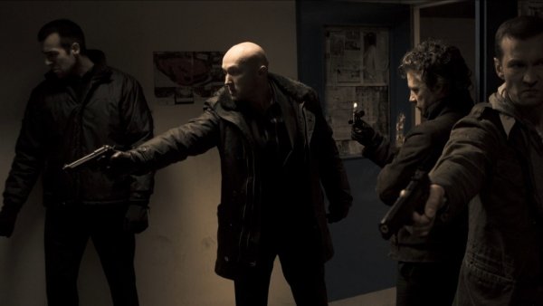 Kés és golyó / Filmkép