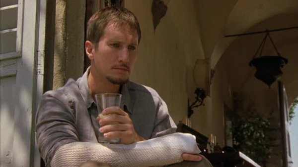 Túlélők háza / Filmkép