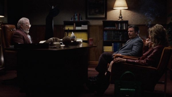 Kés, villa, olló / Filmkép