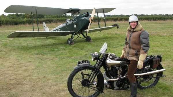 Britain's Greatest Machines With Chris Barrie / Filmkép