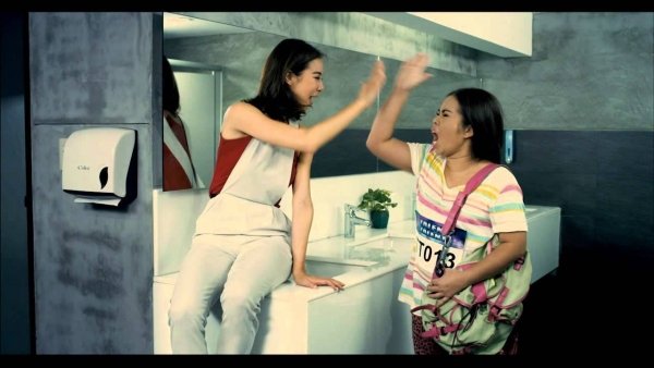 OMG khun phi chuay / Filmkép