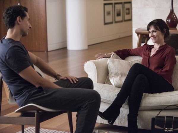 Maggie Siff - Milliárdok nyomában (2016)