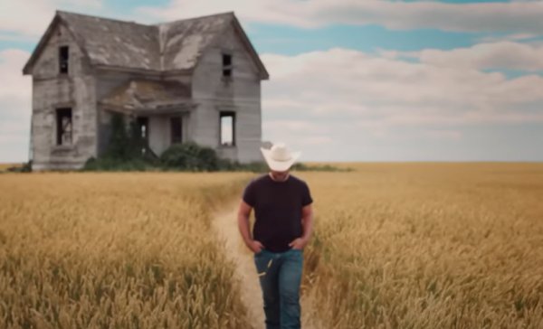 No Roads In / Filmkép