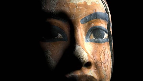 A művészet templomai – Tutanhamon: A legújabb kiállítás / Filmkép