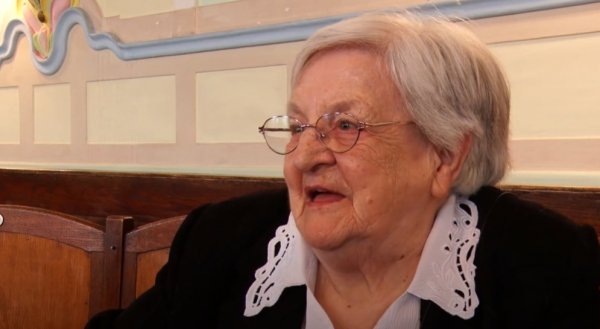 Rokonom, Petőfi / Filmkép