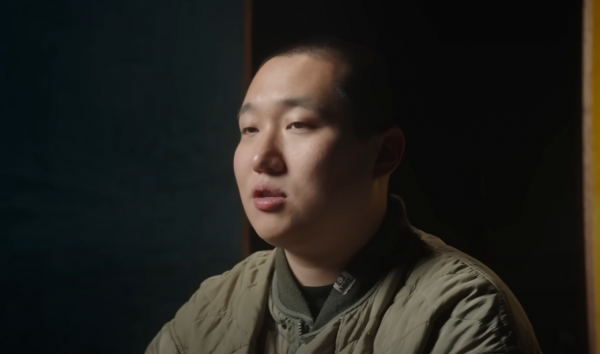 RM: Right People, Wrong Place / Filmkép