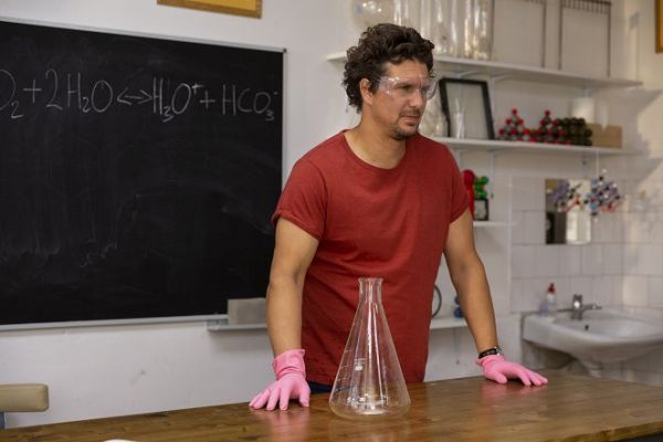 Nagy Ervin - A Tanár (2018)